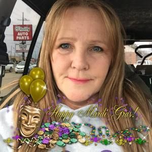 Meet your Posher, Deborah